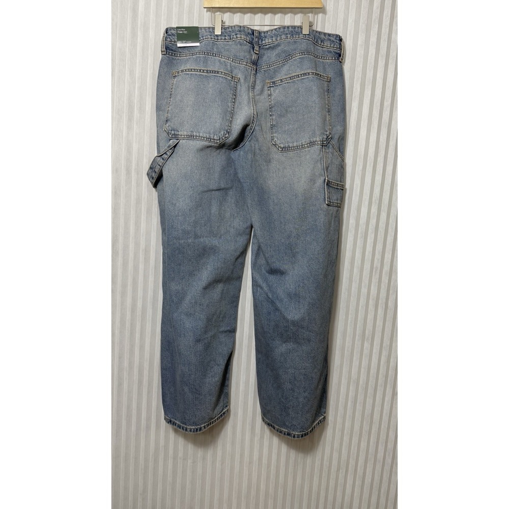 NWT Wild Fable Low-Rise Baggy Jeans Size 14 Rigid Denim Light Wash Cargo Pockets - Picture 2 of 10